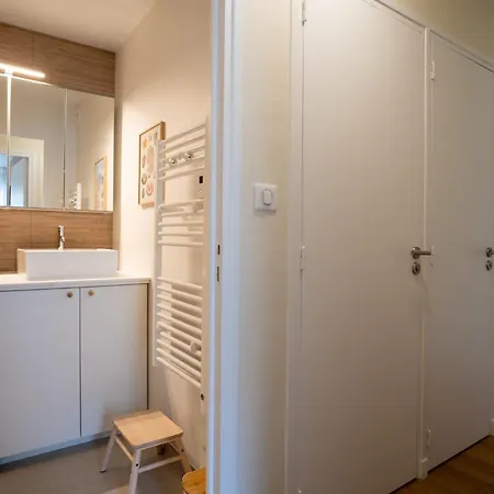 Apartament Magnificent Town-centre With Two Terraces 5 People *
